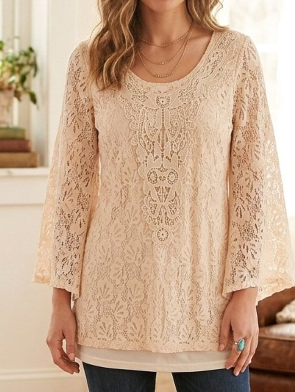 Flying Tomato Boho Cream Lace Tunic size medium